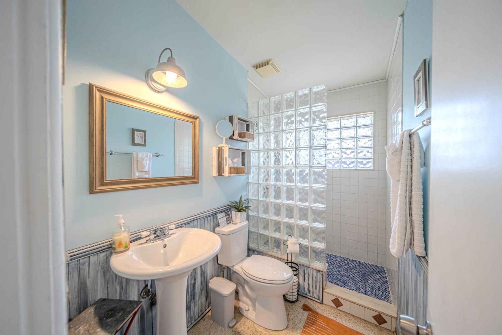 Fantastic Island House 1 Mile To The Beach With Heated Pool Sarasota Exterior foto